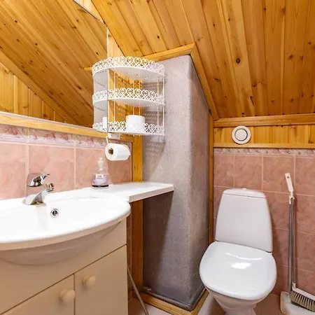 Chalet Alpine Retreat With Sauna Near Lifts